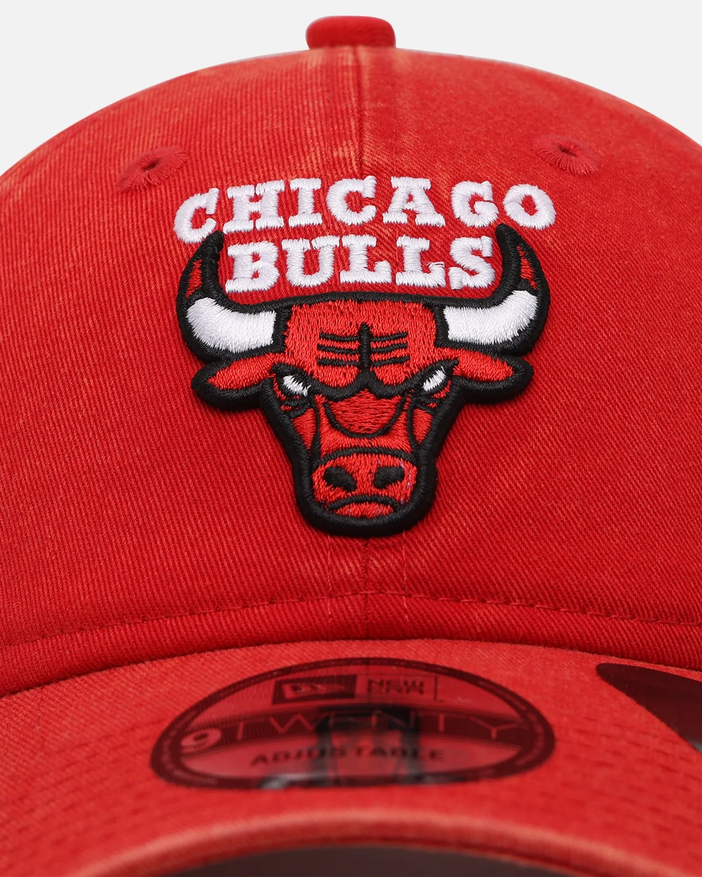 New Era Chicago Bulls 'Snow Washed' 9TWENTY Strapback Red